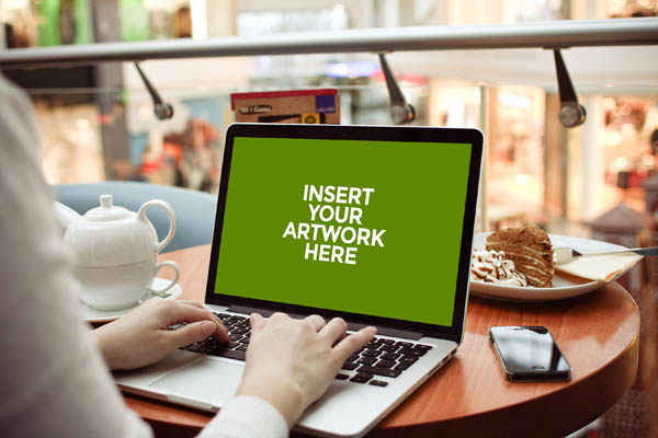 free-macbook-mockup-34